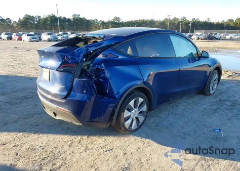 2023 Tesla Model Y Awd/Long Range Dual Motor All-Wheel Drive from USA, damaged, VIN 7SAYGDEE3PA171525